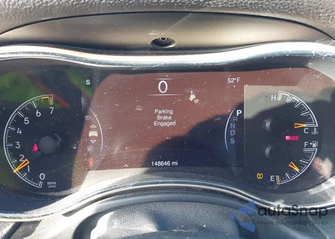 2015 Jeep Grand Cherokee Laredo из США, поврежденный, VIN 1C4RJFAG6FC226876